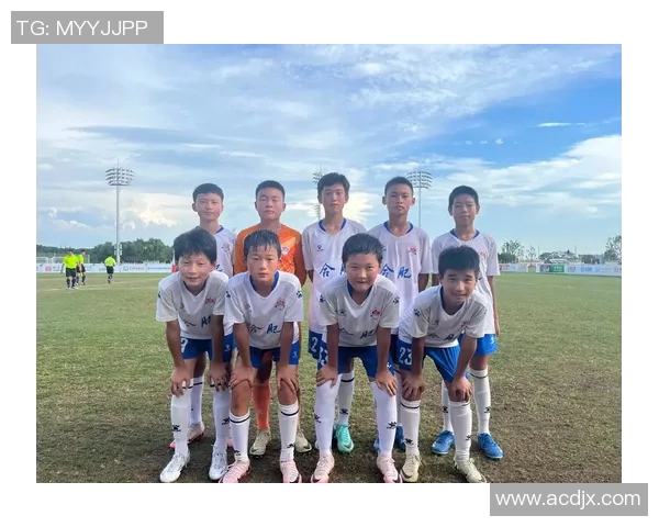 深圳足球队荣登足球配合排行榜第二名展现出色团队协作能力 深圳足球队荣登足球配合排行榜第二名展现出色团队协作能力