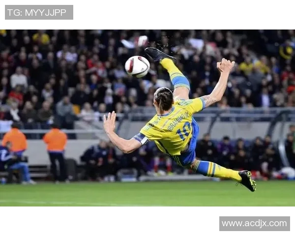 身体强壮的足球明星盘点他们的运动成就与健康秘诀 身体强壮的足球明星盘点他们的运动成就与健康秘诀