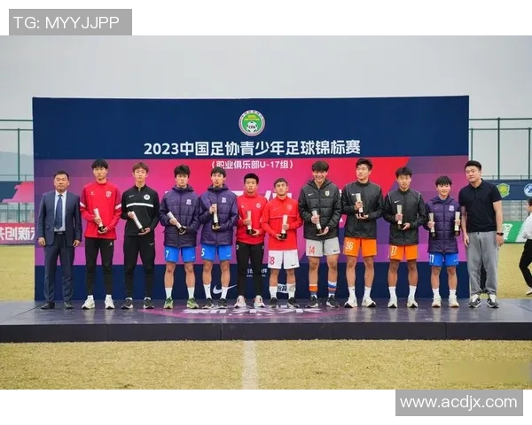 上海足球队在足球意识排行榜中荣登第七名引发热议 上海足球队在足球意识排行榜中荣登第七名引发热议